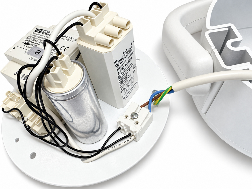 <p>
	Светильник 70 Вт, Forte T70 Multi FL IL, Lival, 4215072</p>
