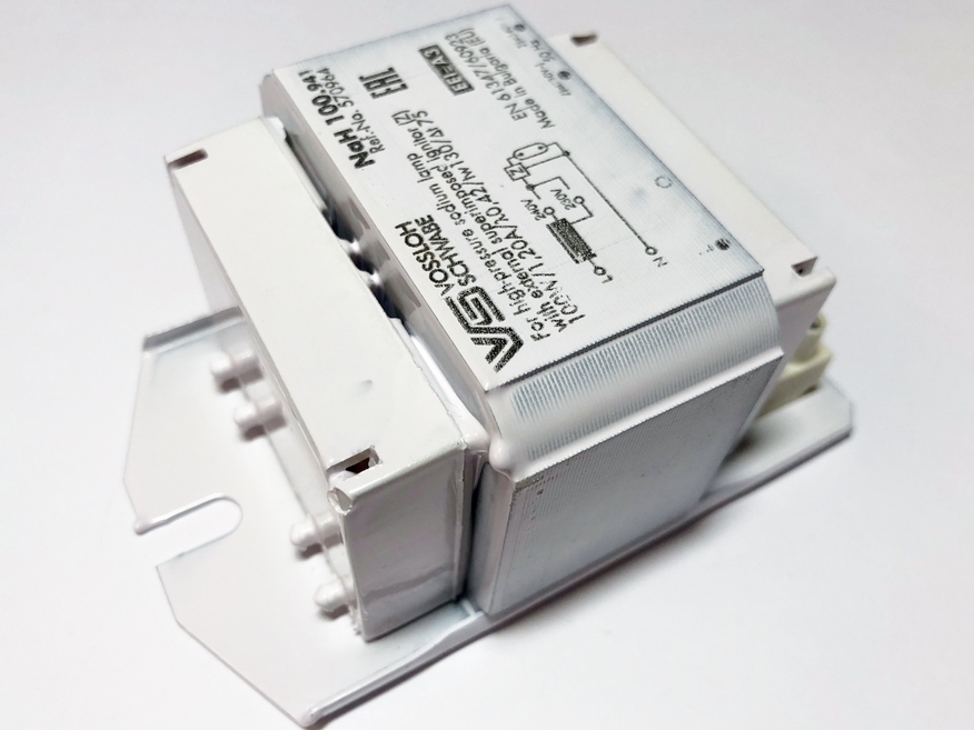 <p>
	Дроссель 100 Вт, Vossloh Schwabe, NaH 100.941, 570964</p>
