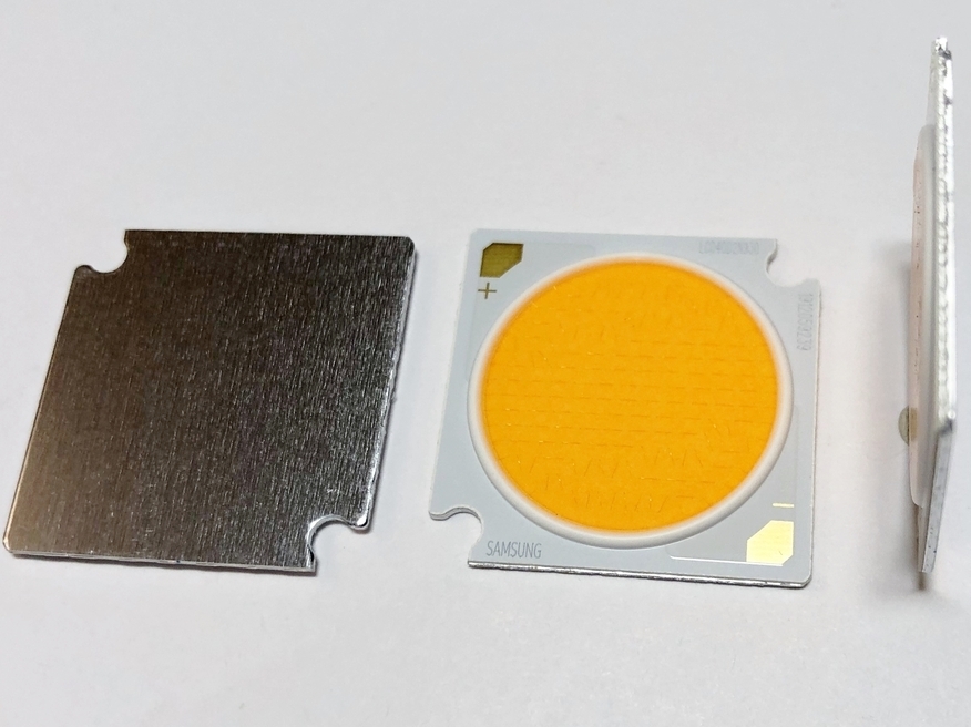 <p>
	Светодиодный модуль 40 Вт, Samsung, SPHWHAHDNK27YZVMD2, YZVMD2, LC040D2N930</p>
