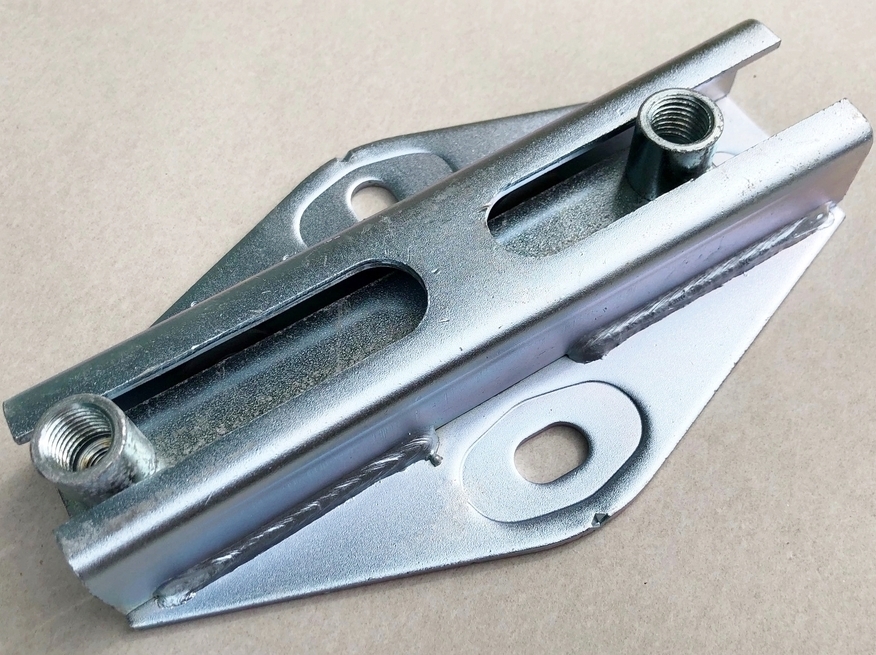 <p>
	Topeltvõllkinniti MRG-D6, Hilti, 334131</p>
