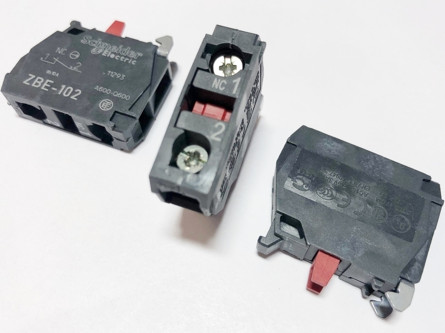 <p>
	Контактный блок 1NC, ZBE-102, Schneider Electric, 008948</p>

