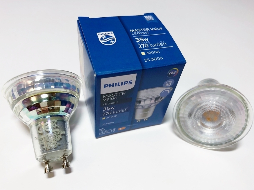 <p>
	LED lamp 3,7W=35W, 230V, 36°, Mas LEDspot VLE D 3,7-35W GU10 930 36D, Philips, 707753</p>

