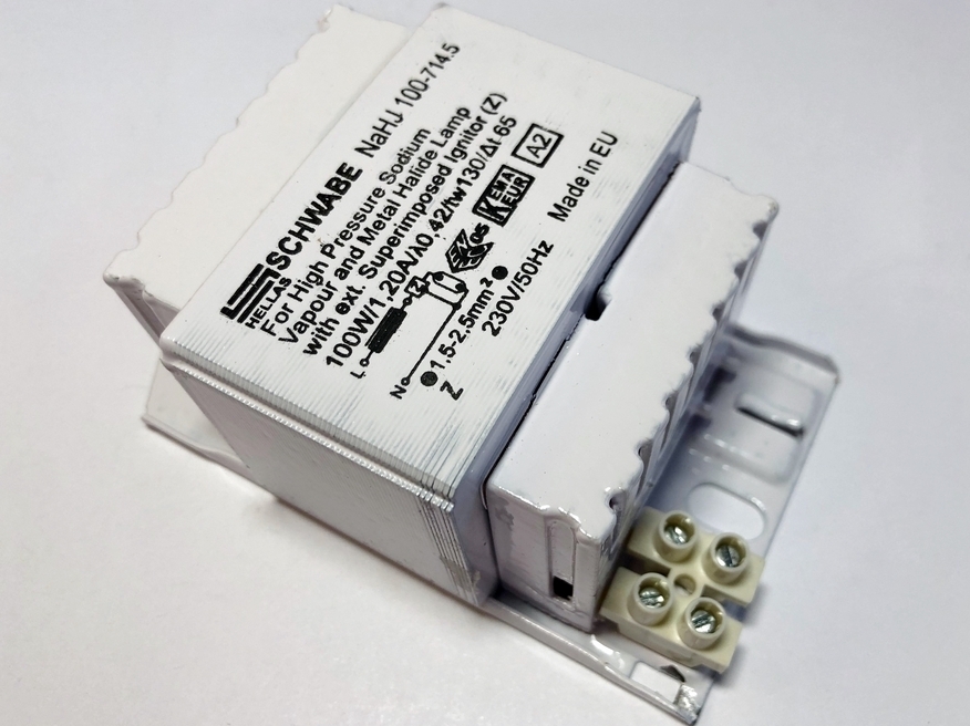 <p>
	Drossel 100 W, Schwabe Hellas, NaHJ 100-714.5</p>
