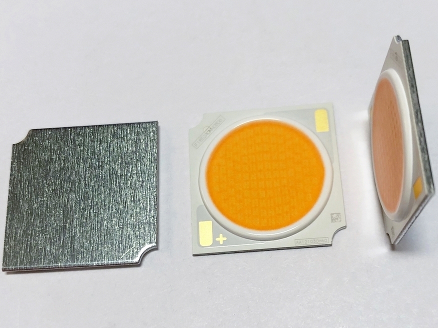 <p>
	Светодиодный модуль 40 Вт, Citizen, CLU039-1210C8-303H6R2, AA121030H60</p>
