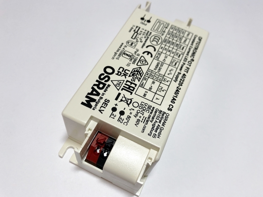 <p>
	Elektrooniline <font color="#ff0000">LED</font> trafo 34-44W, 800-1050mA, 25-42V, Optotronic® OT FIT 40/220-240/1A0 CS G2, Osram, 435650</p>
