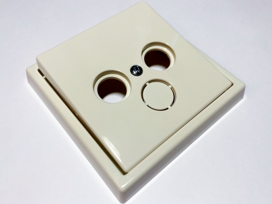 <p>
	Центральная плата Ensto (серия - Intro), INTRO-TV-SATWWFI, 7007548 для TV/R/SAT розеток</p>
