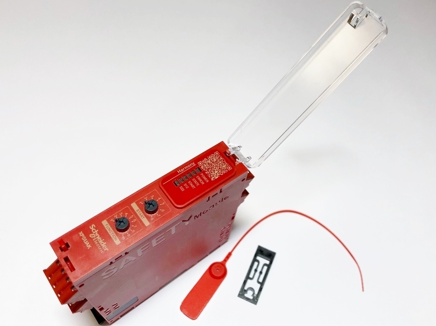 <p>
	Turvarelee XPSUAK12AC, Harmony, Schneider Electric, 960164</p>
