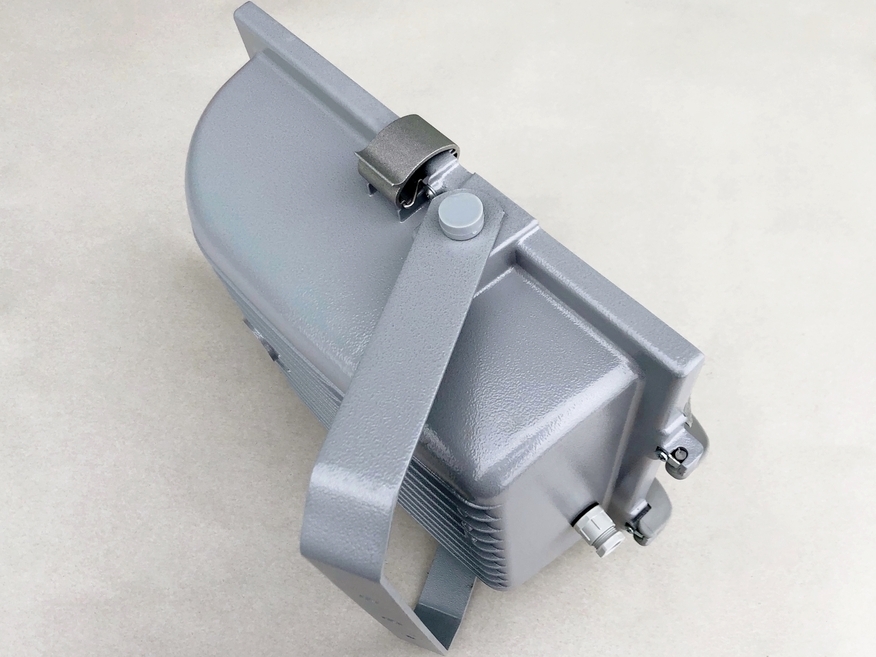 <p>
	Prozektor 70 W, Olympia 1, Lanzini</p>
